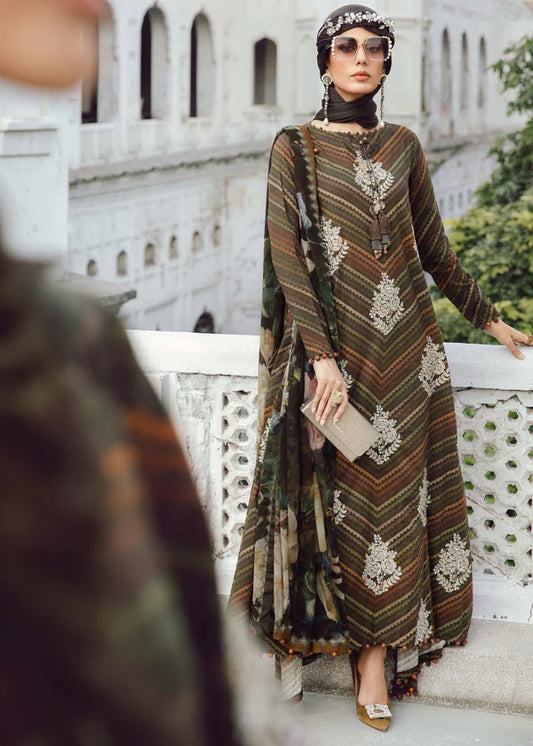 Maria B Embroidered Suit MBL 2705 B Pose 2