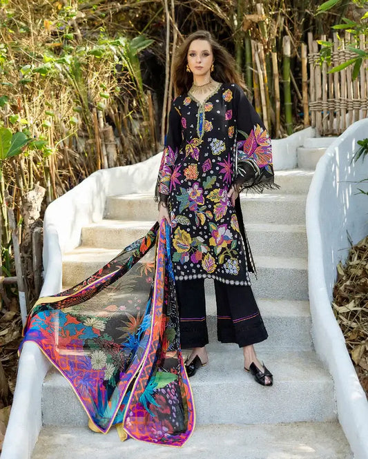 Mushq Black Lawn Collection Dress Pose 1