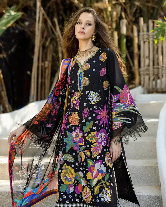 Mushq Black Lawn Collection Dress Pose 2